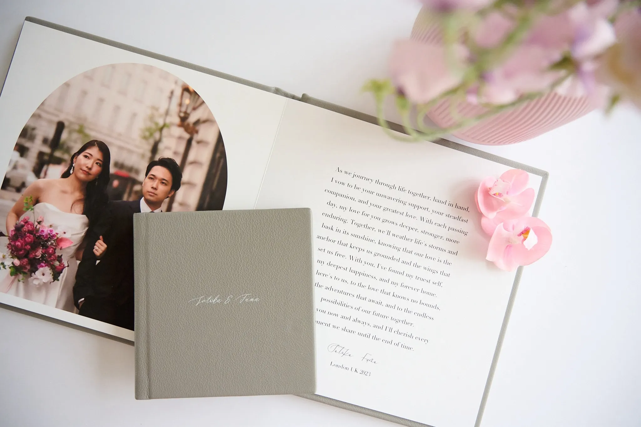 Hiroko Wedding Photo Album
